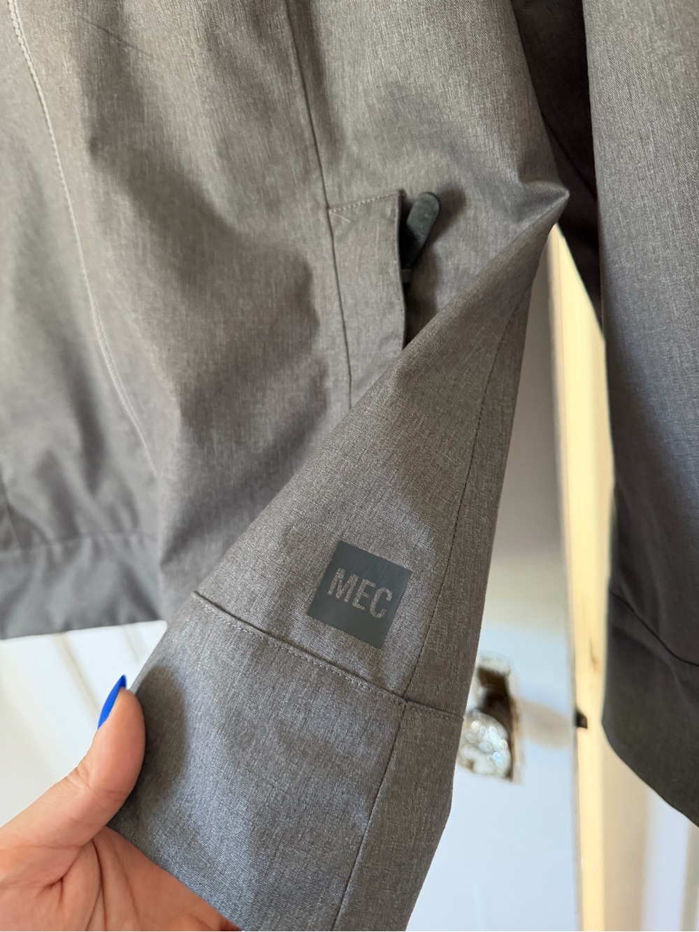 MEC Fall/Winter Womens Jacket - Picture 6 of 12